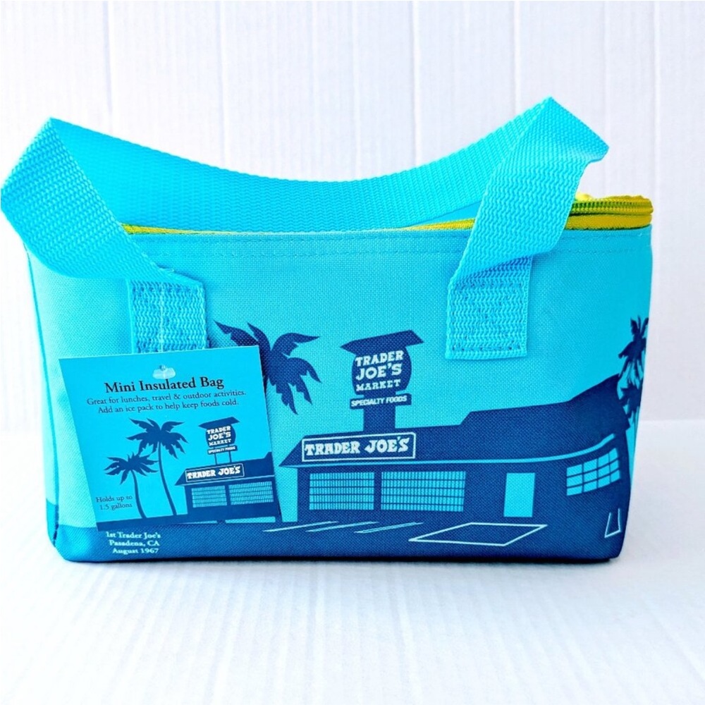 Trader Joe’s NWT blue lunch tote